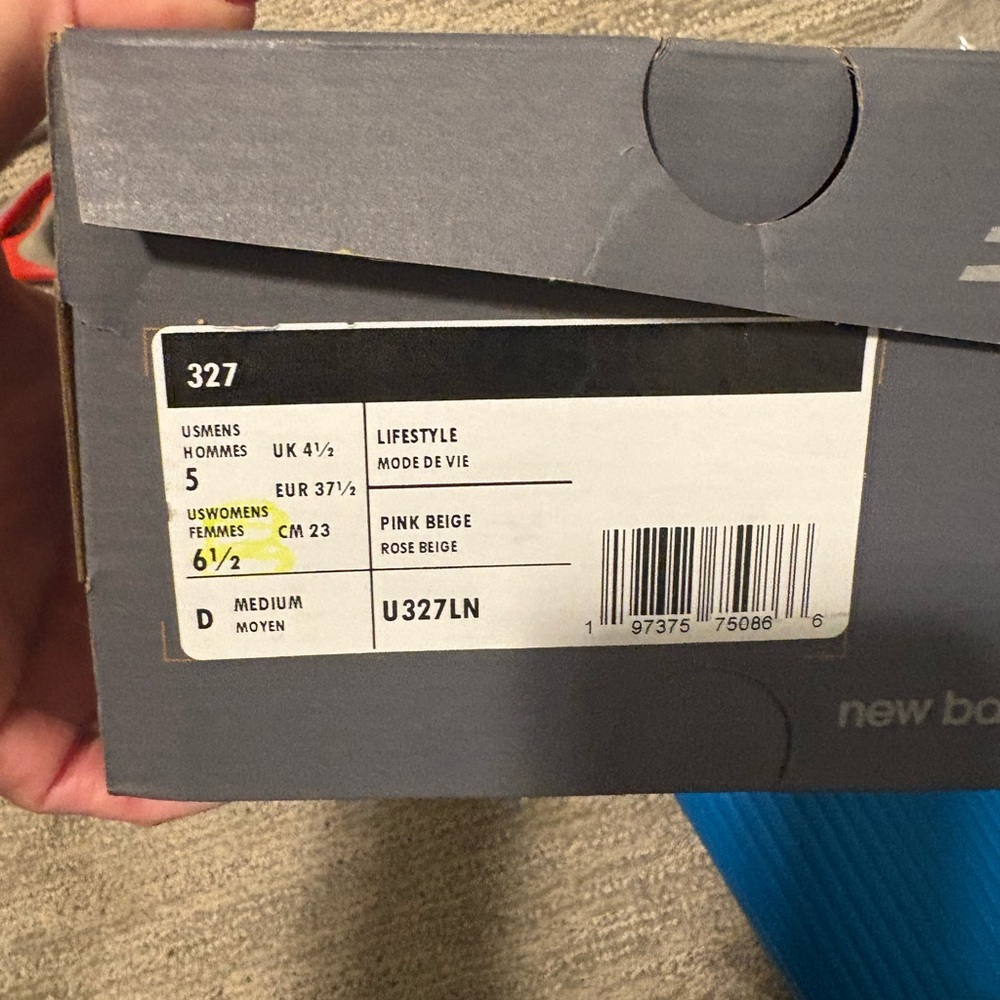 NEW BALANCE 327 - Picture 10 of 10
